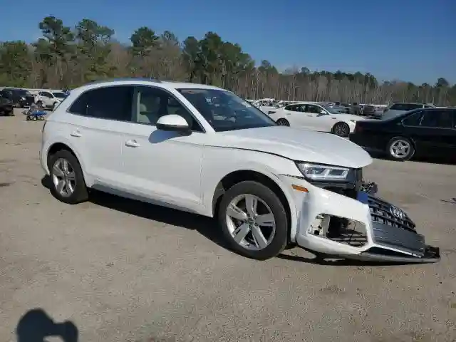 WA1BNAFY8J2093802 2018 AUDI Q5-3