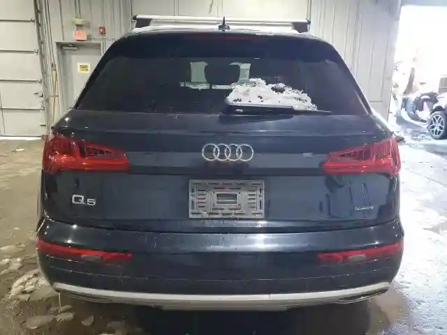 WA1ANAFY6K2095609 2019 AUDI Q5-5