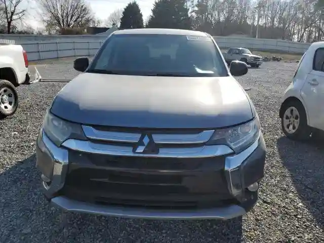 JA4AD2A38HZ015022 2017 MITSUBISHI OUTLANDER-4