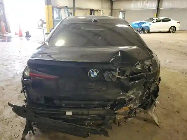 WBA13AR02MCH23714 2021 BMW M4-5