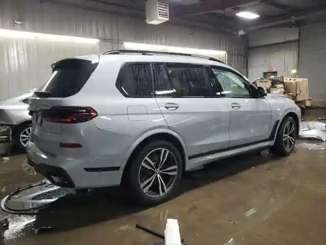 5UX23EM04R9V15436 2024 BMW X7-2