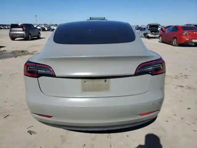 5YJ3E1EA5NF124425 2022 TESLA MODEL 3-5