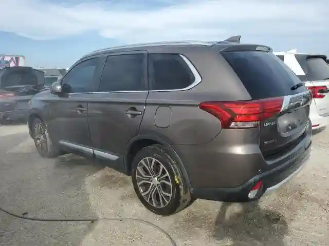 JA4AD3A38HZ038130 2017 MITSUBISHI OUTLANDER-1