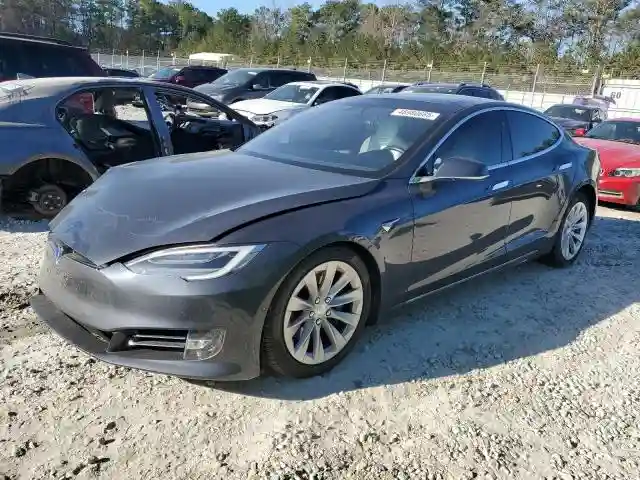 5YJSA1E26JF283528 2018 TESLA MODEL S-0