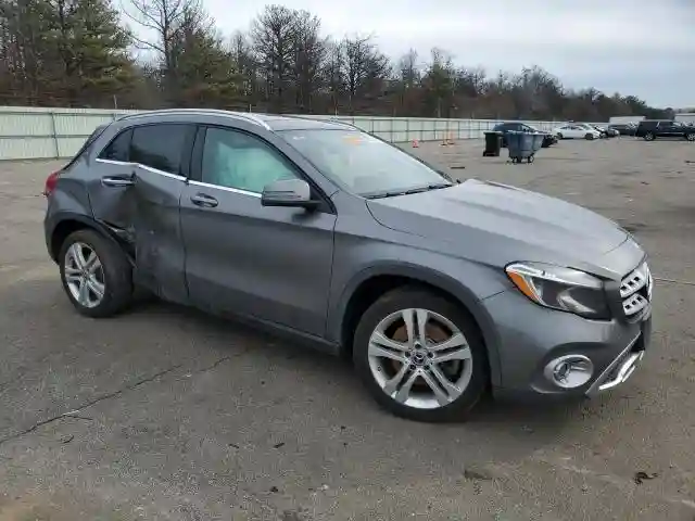 WDCTG4GBXJJ491920 2018 MERCEDES-BENZ GLA-CLASS-3