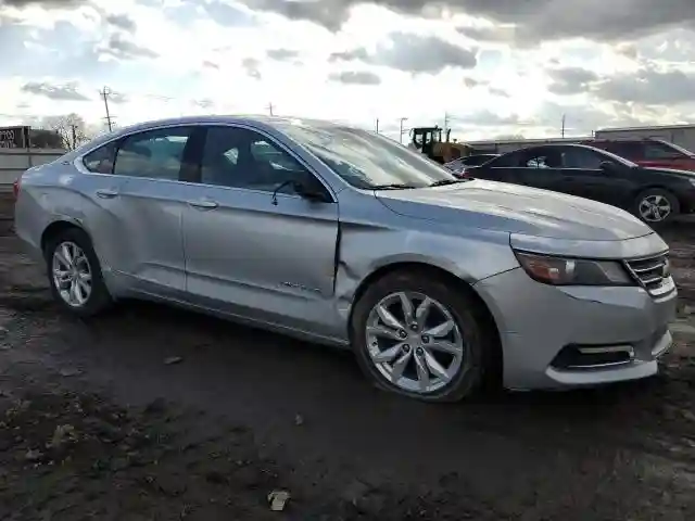 2G1105S32J9159059 2018 CHEVROLET IMPALA-3