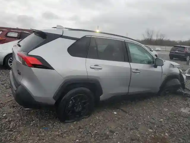 2T3W1RFV5MC096208 2021 TOYOTA RAV4-2