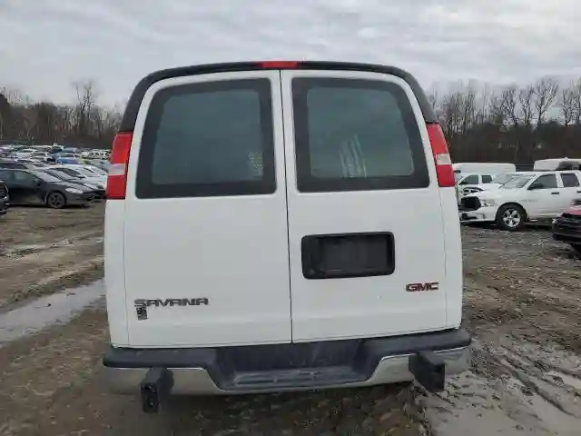 1GTW7AFP6M1300318 2021 GMC SAVANA-5