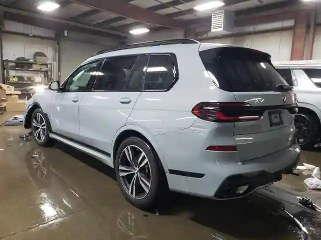 5UX23EM04R9V15436 2024 BMW X7-1