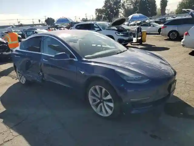 5YJ3E1EA5JF003713 2018 TESLA MODEL 3-3