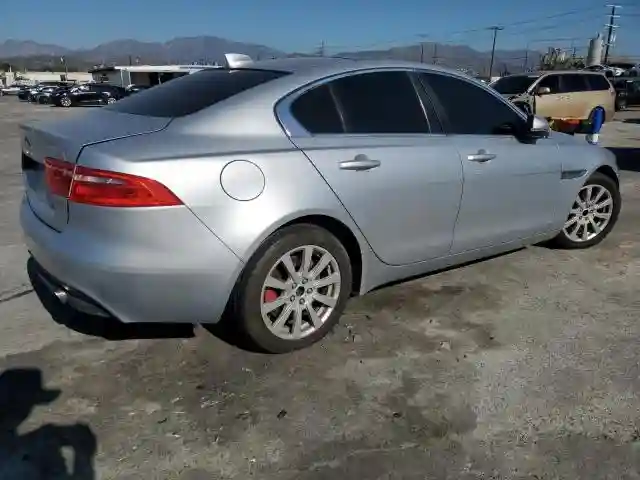 SAJAR4FXXKCP48344 2019 JAGUAR XE-2
