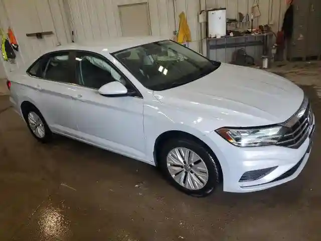3VWC57BUXKM058914 2019 VOLKSWAGEN JETTA-3