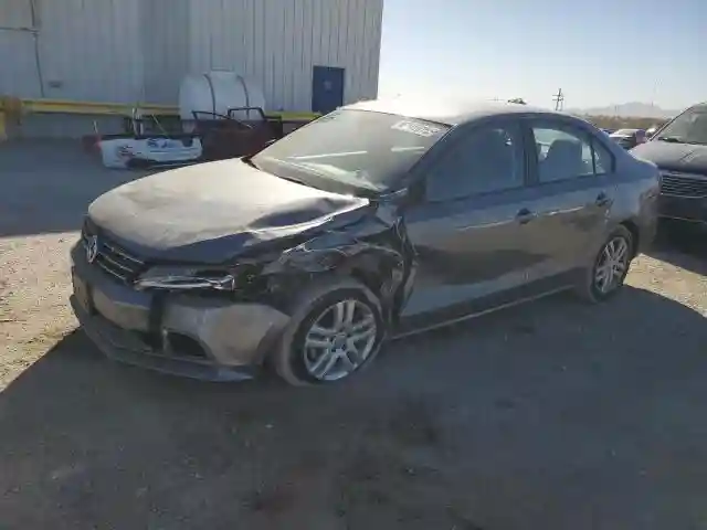 3VW2B7AJ7JM242279 2018 VOLKSWAGEN JETTA-0