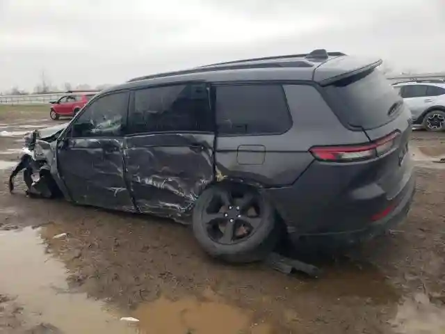 1C4RJKAG2N8559781 2022 JEEP GRAND CHEROKEE-1