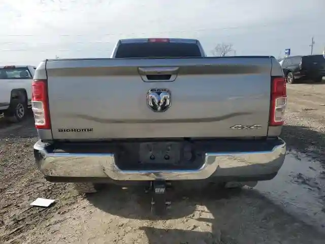 3C6UR5JL8NG104064 2022 RAM 2500-5