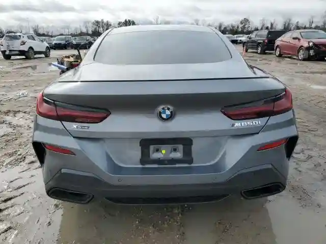 WBABC4C0XRCN56084 2024 BMW M8-5