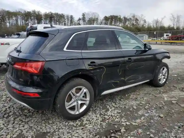 WA1ANAFY8K2036514 2019 AUDI Q5-2