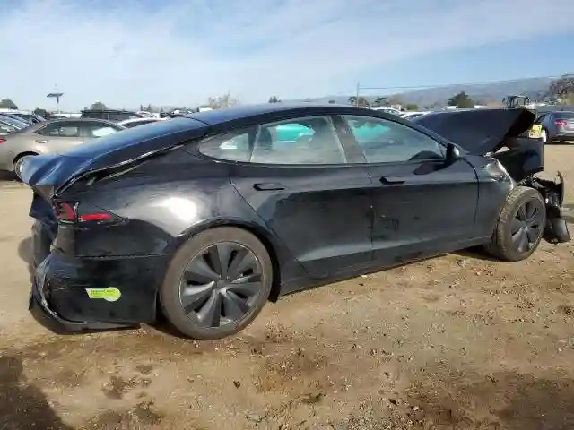 5YJSA1E57PF507456 2023 TESLA MODEL S-2