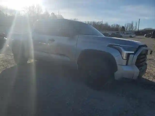 5TFLA5DB9RX138790 2024 TOYOTA TUNDRA-3