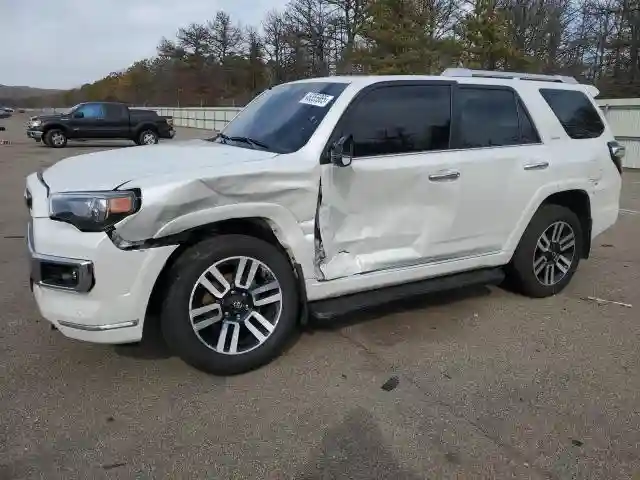 JTEKU5JR7R6220460 2024 TOYOTA 4RUNNER-0