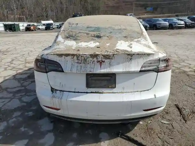 5YJ3E1EA3KF509087 2019 TESLA MODEL 3-5