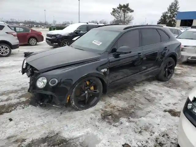 SJAAC4ZV1JC023032 2018 BENTLEY ALL MODELS-0