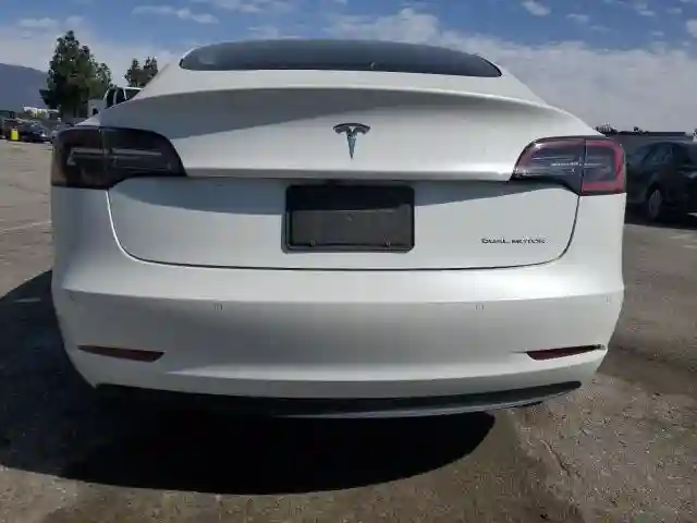 5YJ3E1EB4NF133531 2022 TESLA MODEL 3-5