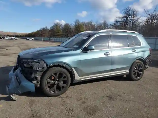 5UX23EM03R9S26340 2024 BMW X7-0