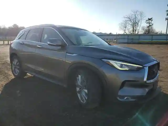 3PCAJ5M31KF137228 2019 INFINITI QX50-3