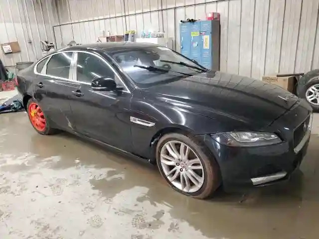 SAJBK4BV7GCY20167 2016 JAGUAR XF-3