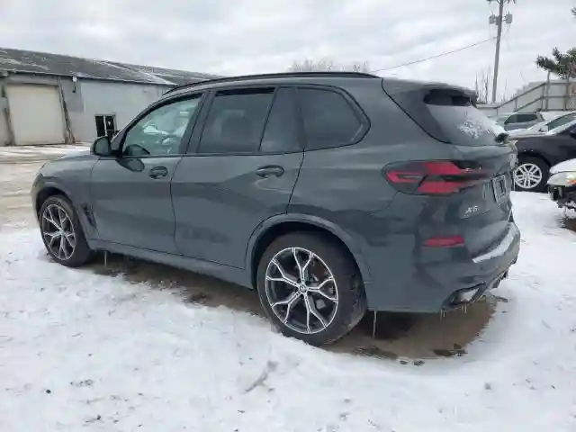 5UX23EU08R9U81596 2024 BMW X5-1