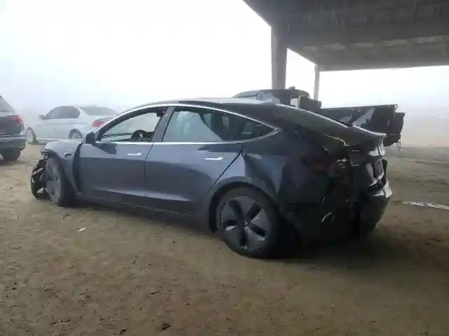 5YJ3E1EA7KF308194 2019 TESLA MODEL 3-1