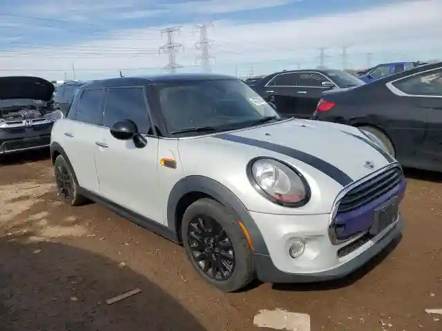 WMWXU1C59J2F81035 2018 MINI COOPER-3