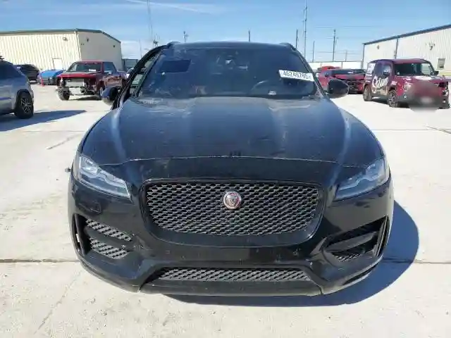 SADCL2FN4JA258024 2018 JAGUAR F-PACE-4