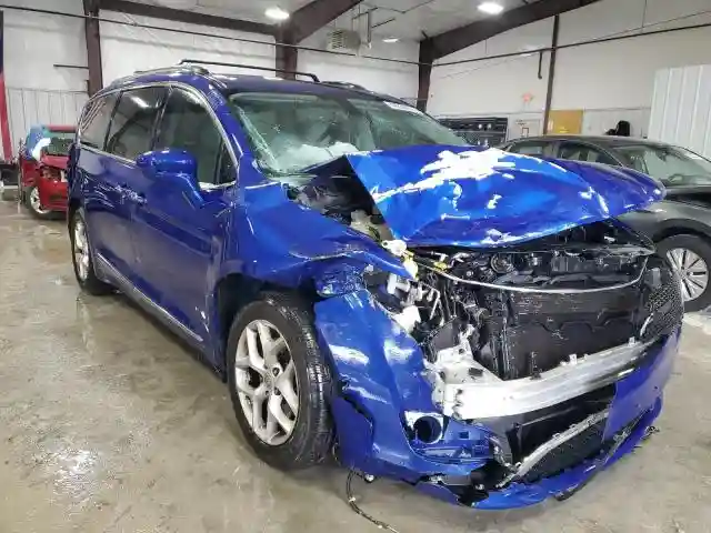 2C4RC1EG2JR291859 2018 CHRYSLER PACIFICA-3