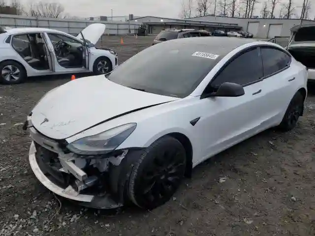 5YJ3E1EA0PF577919 2023 TESLA MODEL 3-0