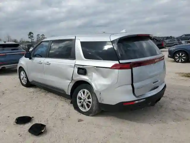 KNDNB4H38N6158807 2022 KIA CARNIVAL L-1