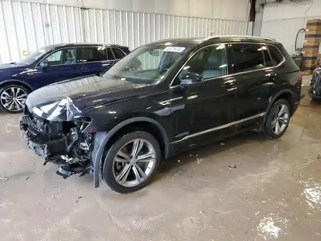 3VV2B7AX8KM018397 2019 VOLKSWAGEN TIGUAN-0