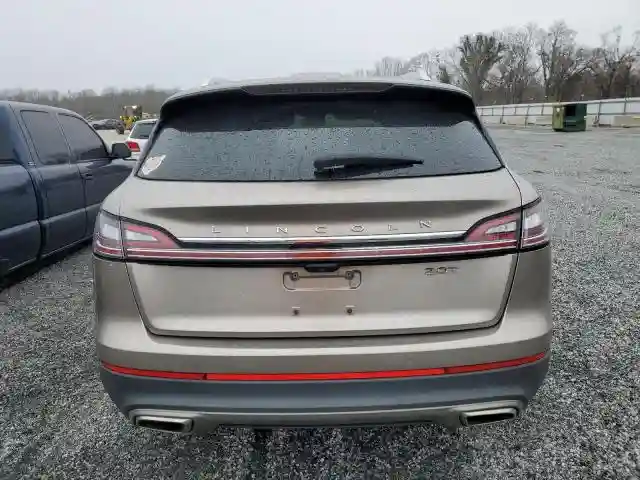 2LMPJ6L96KBL18196 2019 LINCOLN NAUTILUS-5