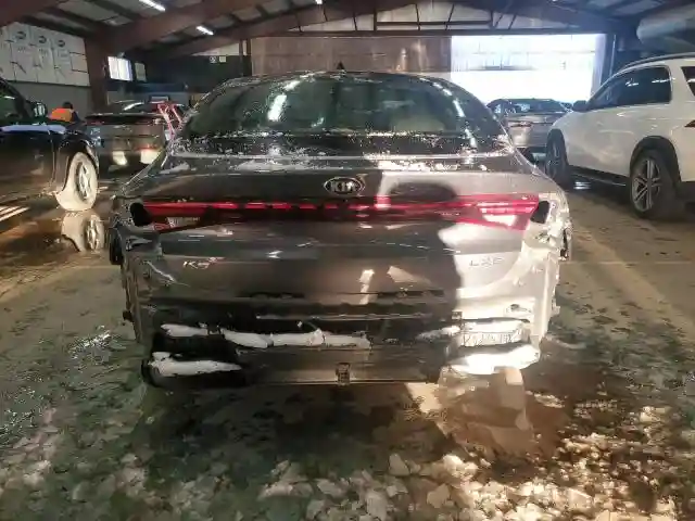 5XXG14J28MG050944 2021 KIA K5-5