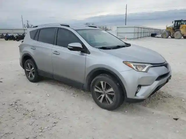 JTMWFREV3JJ180152 2018 TOYOTA RAV4-3