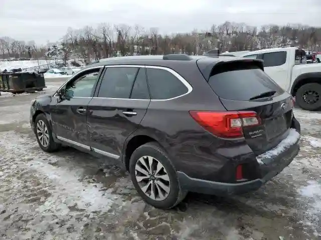 4S4BSETC0H3209198 2017 SUBARU OUTBACK-1