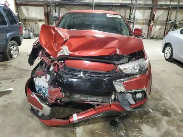 JA4AP3AW7JU000683 2018 MITSUBISHI OUTLANDER-4
