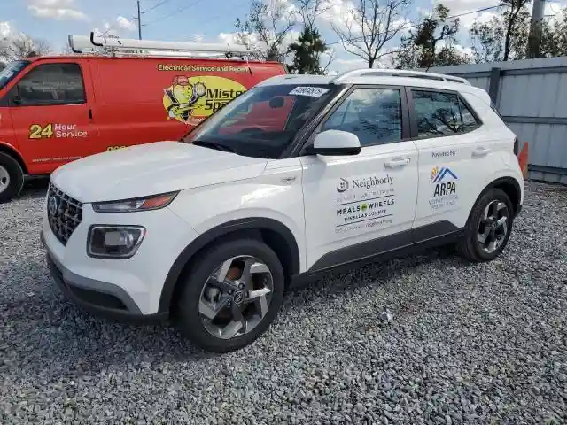 KMHRC8A3XRU288486 2024 HYUNDAI VENUE-0