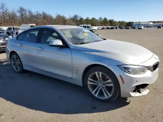WBA4J3C56JBL03326 2018 BMW 4 SERIES-3