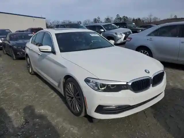 WBAJA9C52JB252316 2018 BMW 5 SERIES-3