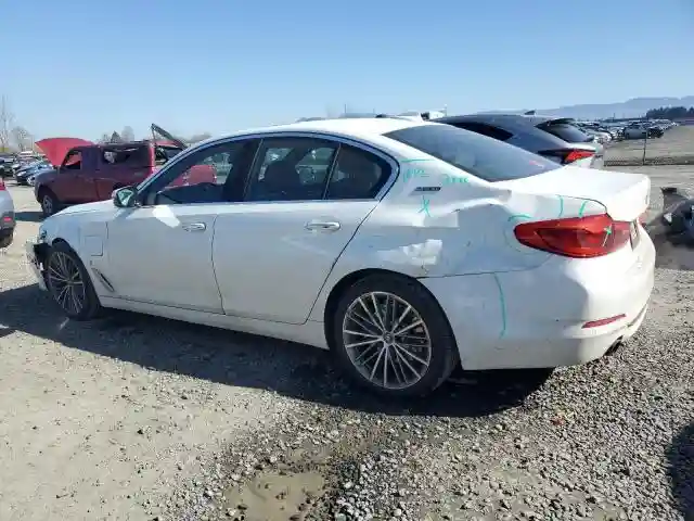 WBAJB1C59JB085662 2018 BMW 5 SERIES-1