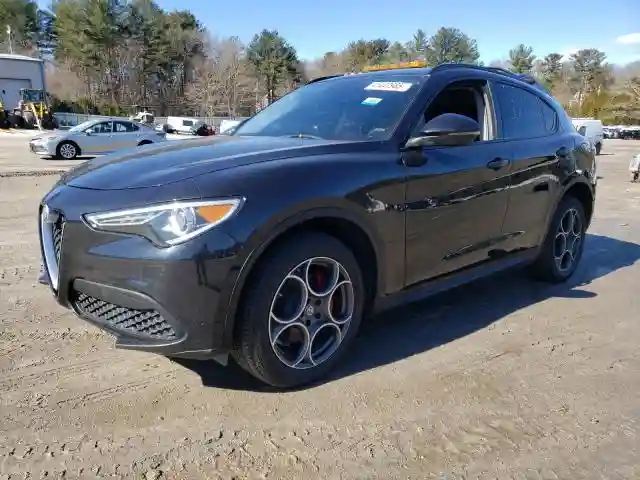ZASFAKPN4J7B87148 2018 ALFA ROMEO STELVIO-0