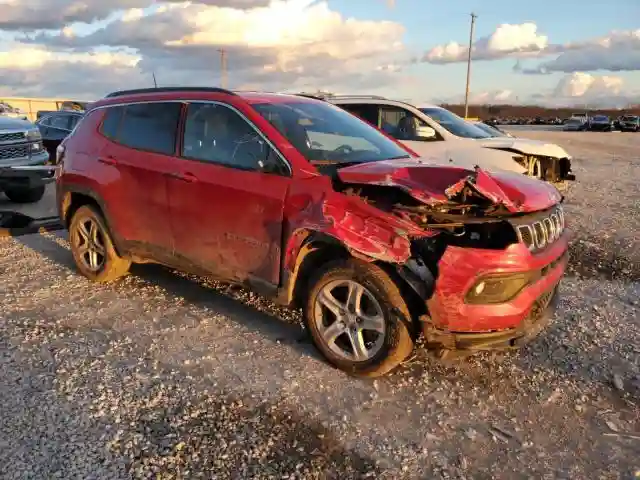 3C4NJDBN9PT521329 2023 JEEP COMPASS-3