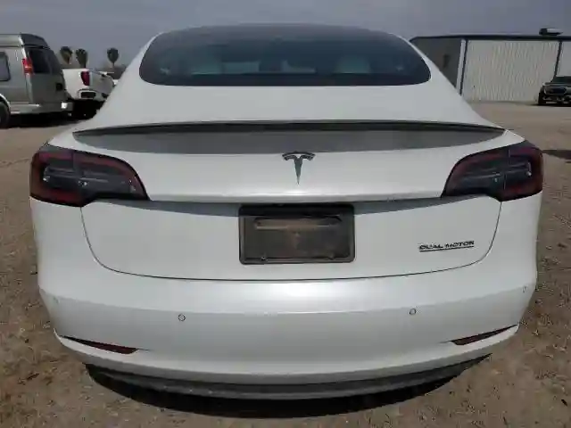 5YJ3E1EB4KF469711 2019 TESLA MODEL 3-5